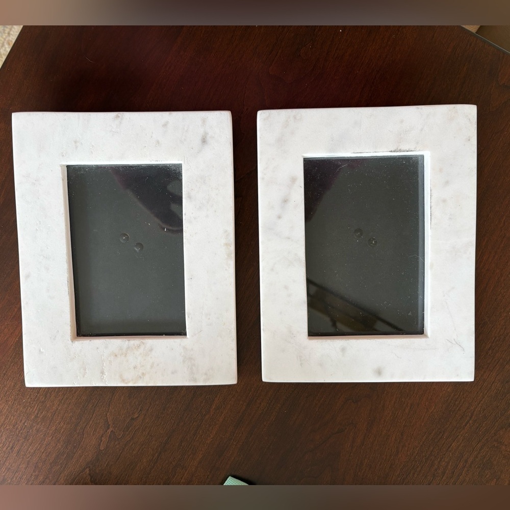 Set of 2 white stone 4x6 picture frames, heavy pair of natural texture frames